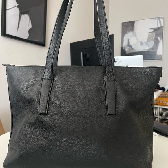 Tory Burch Tote - Picture 4 of 6